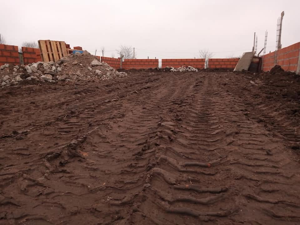 Lote nivelado y limpio